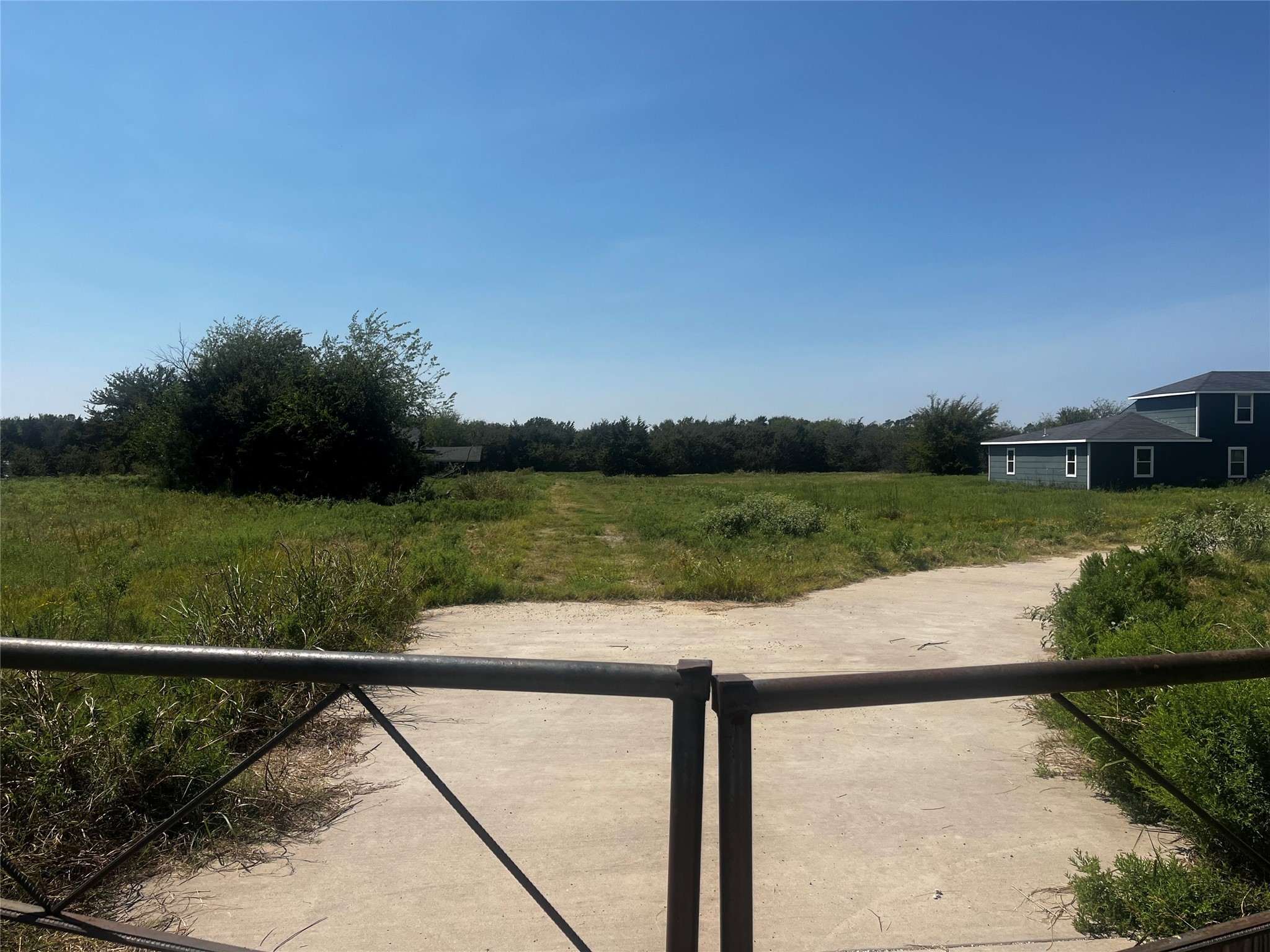 268 Farm Road 275 S Cumby TX 75433