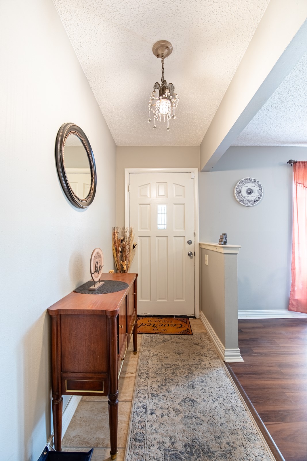353 Brook Hollow Drive Desoto TX 75115
