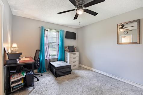 353 Brook Hollow Drive Desoto TX 75115
