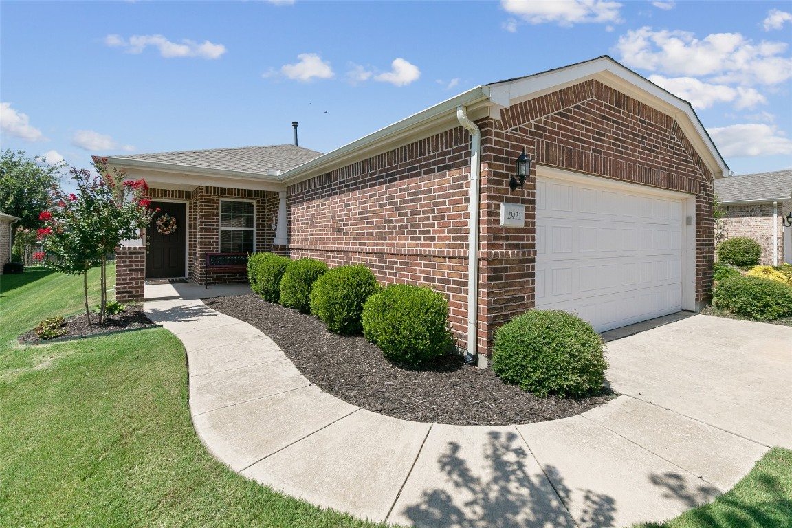 2921 Shore Shadows Lane Frisco TX 75036