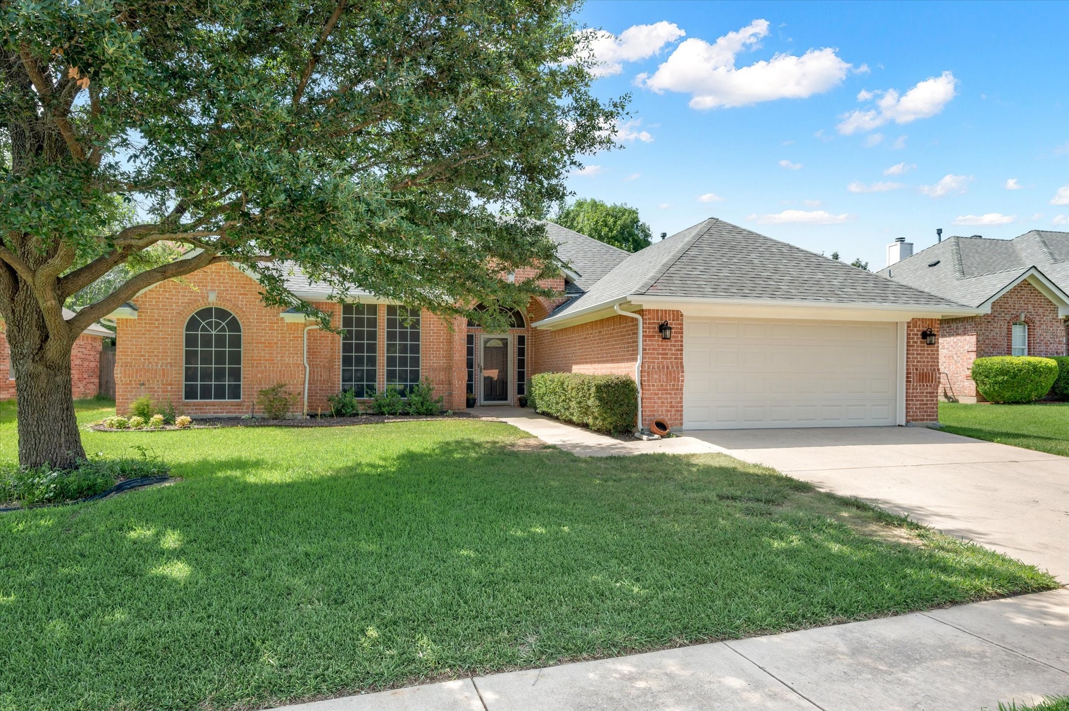 9108 Trail Wood Drive North Richland Hills TX 76182