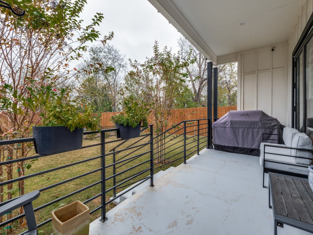 713 Wayne Street Dallas TX 75223