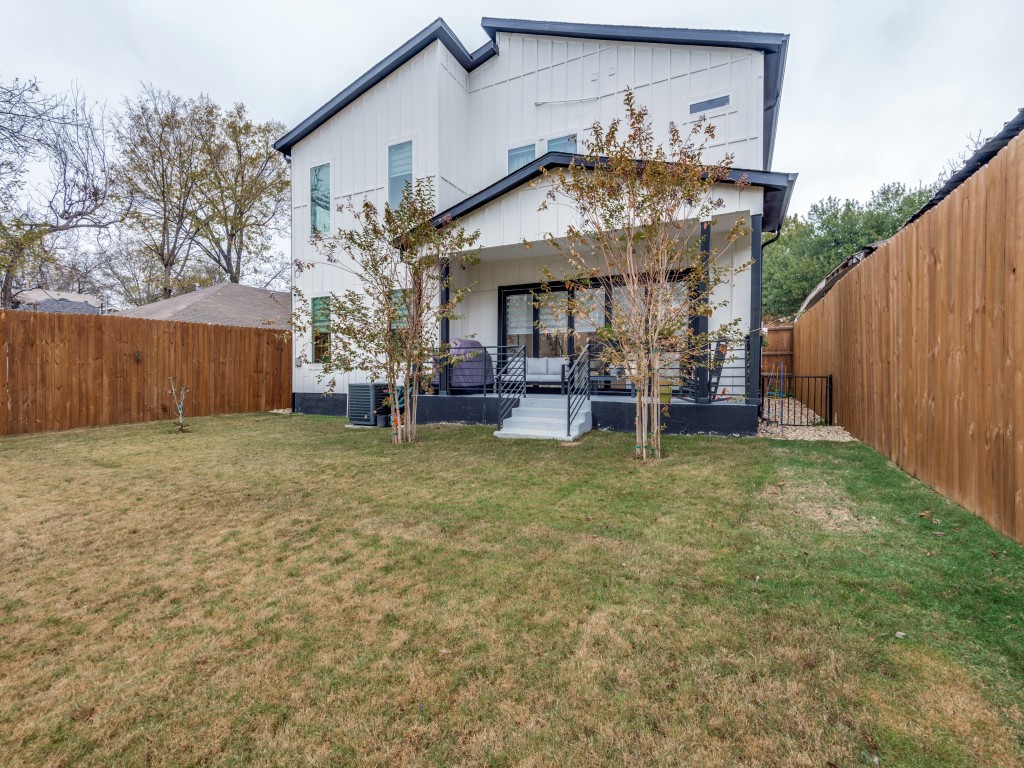 713 Wayne Street Dallas TX 75223