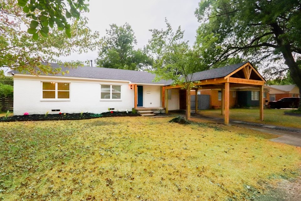 2422 Tolosa Drive Dallas TX 75228