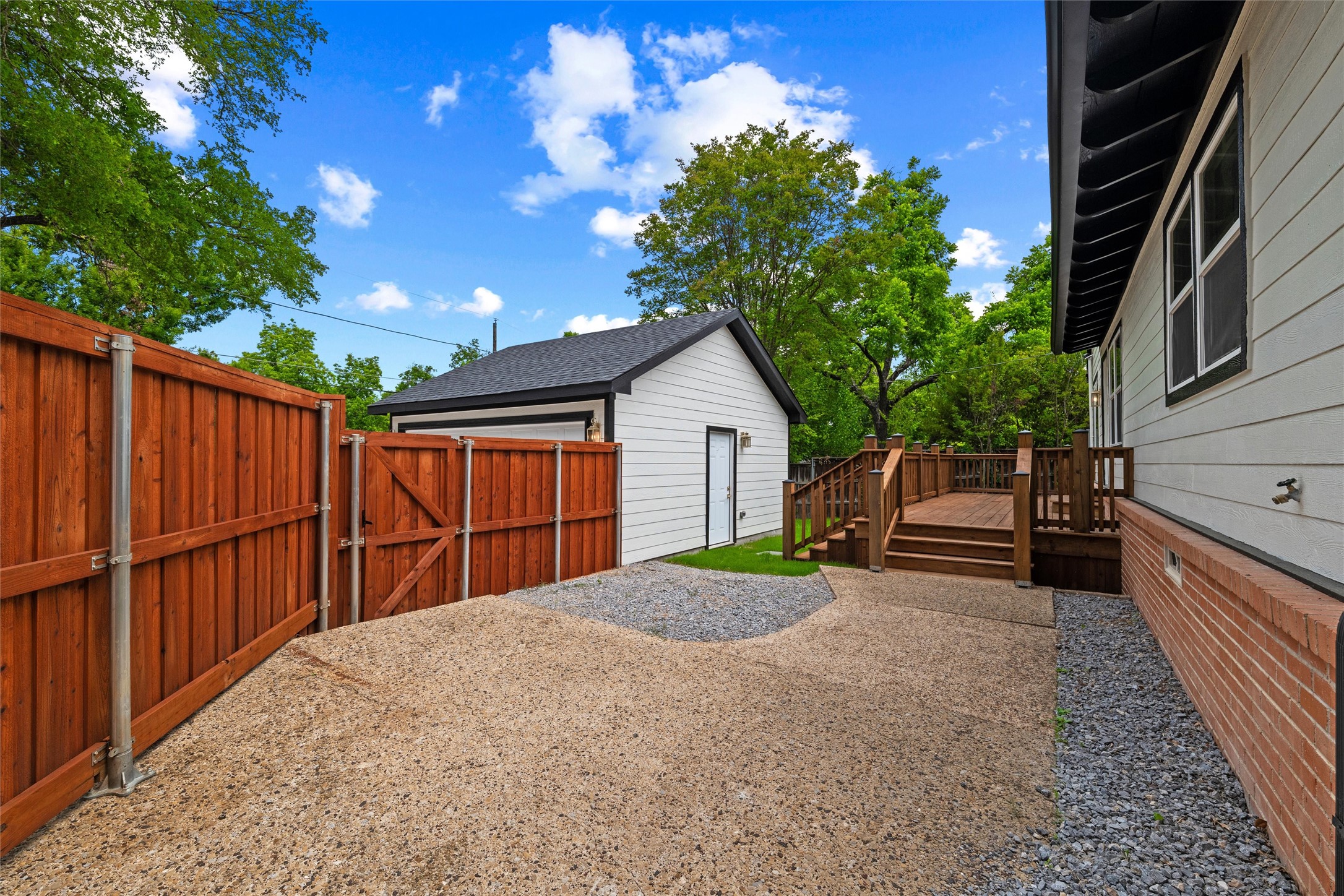 7003 Lindsley Avenue Dallas TX 75223
