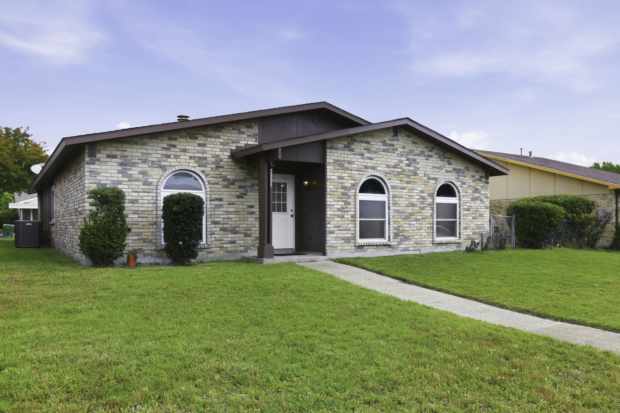 2909 Flagstone Drive Garland TX 75044
