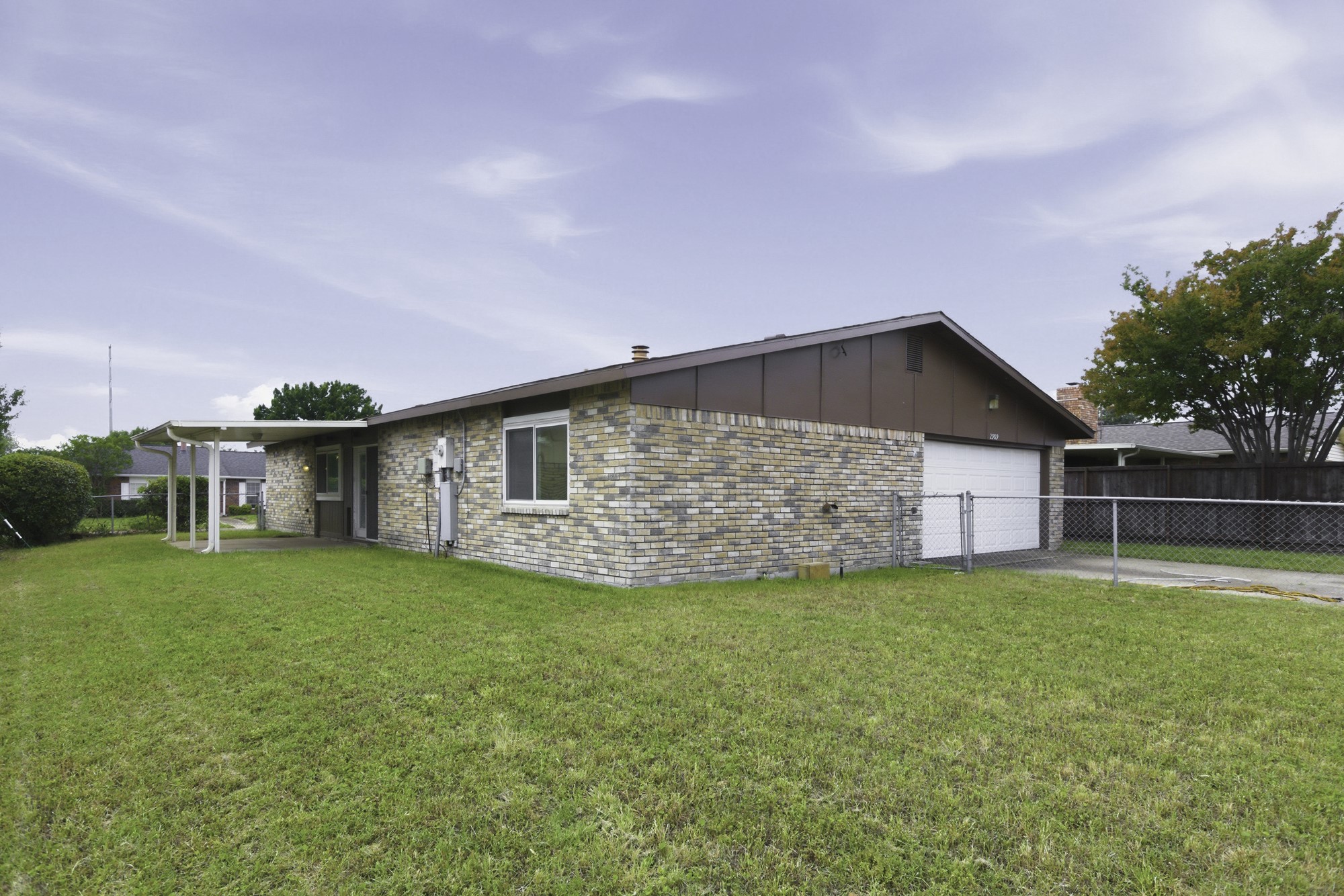 2909 Flagstone Drive Garland TX 75044