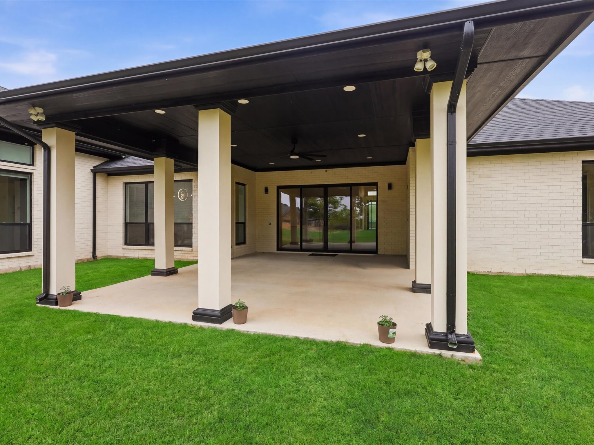 324 Charlie Joseph Drive Van Alstyne TX 75495