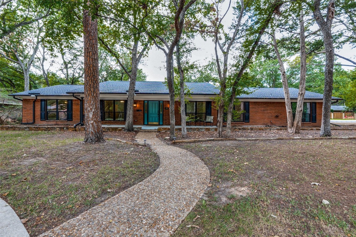 100 Colony Court Irving TX 75061
