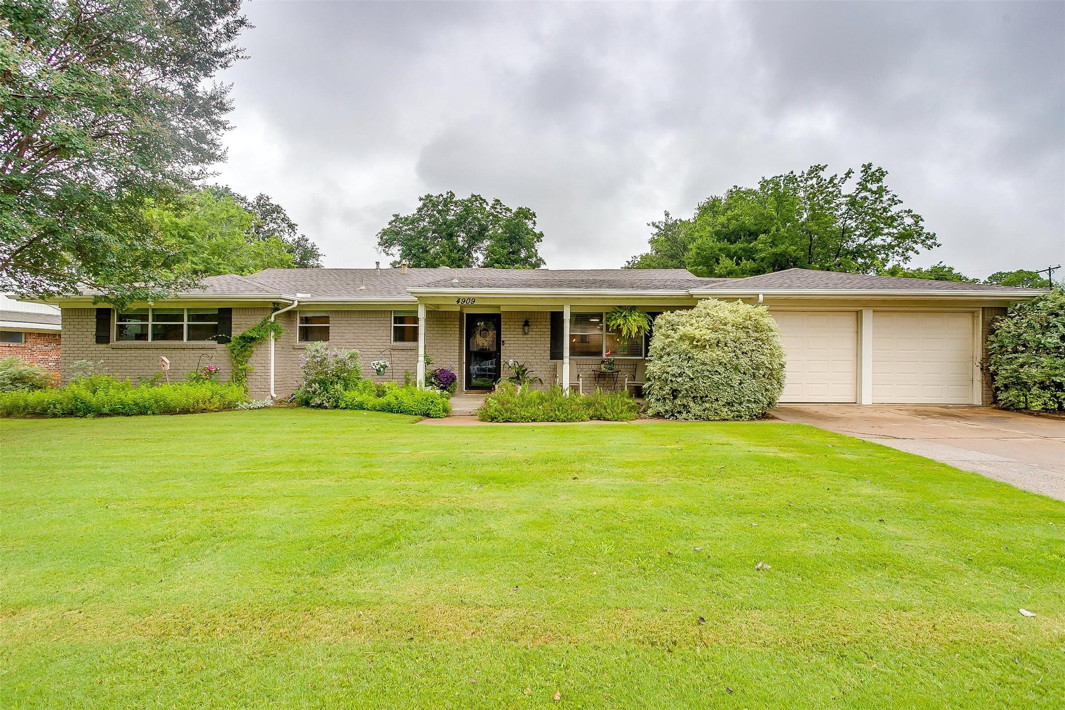 4909 Eldorado Drive North Richland Hills TX 76180