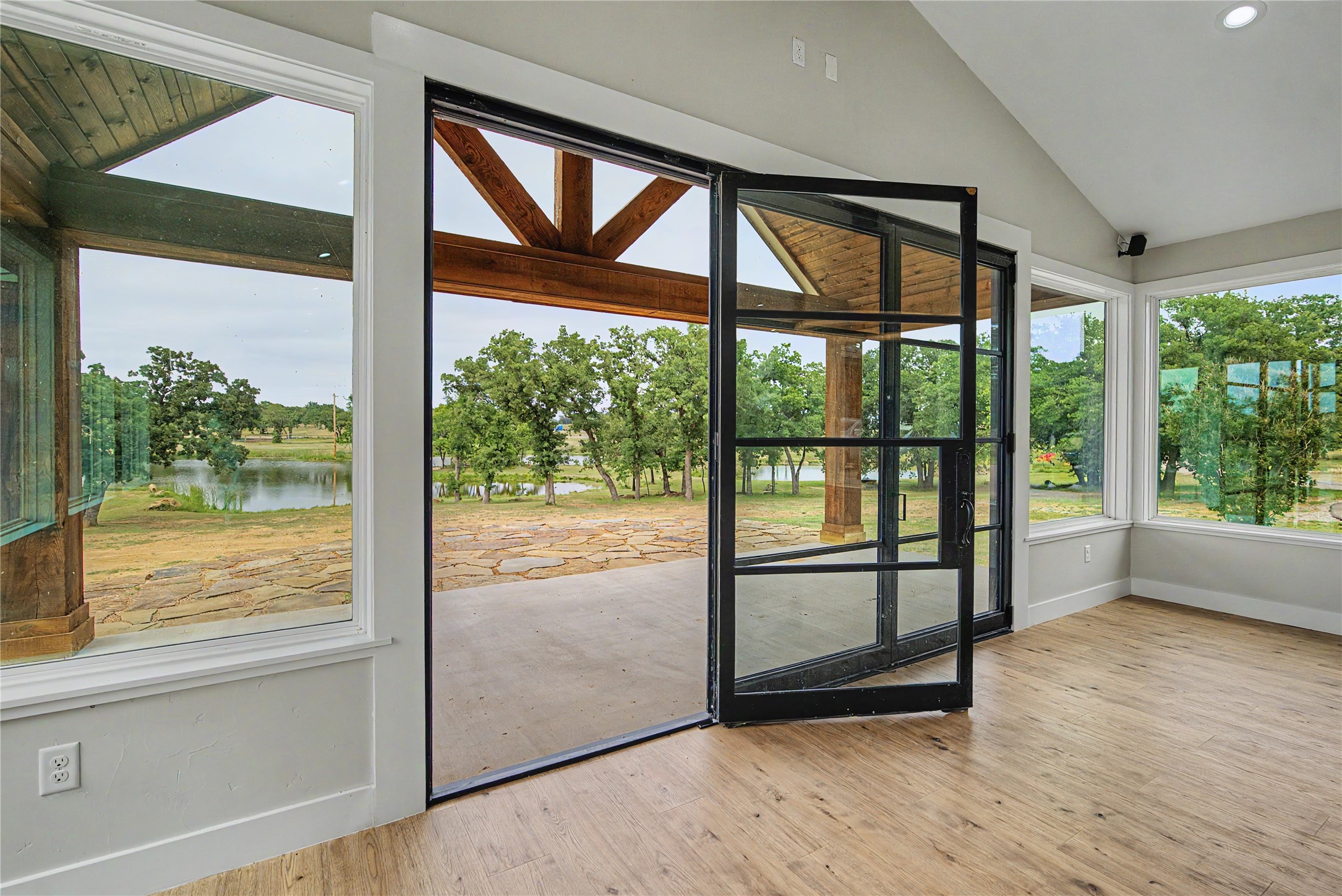 16888 S Fm 4 Santo TX 76472