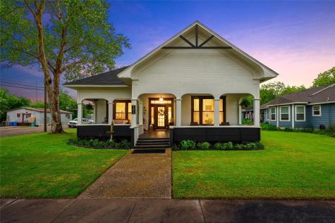 201 W Pecan Street West TX 76691