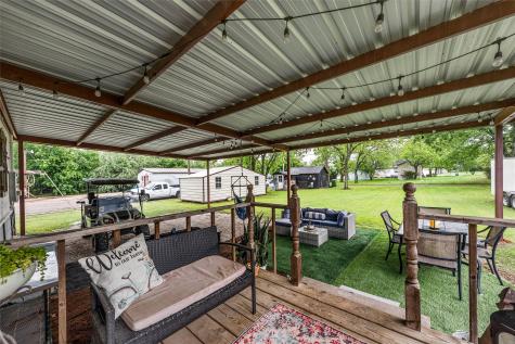 201 W Pecan Street West TX 76691