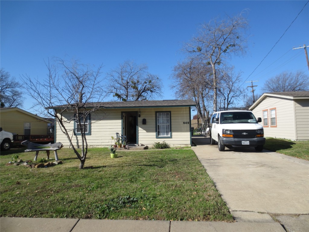 649 N 4th Street Garland TX 75040