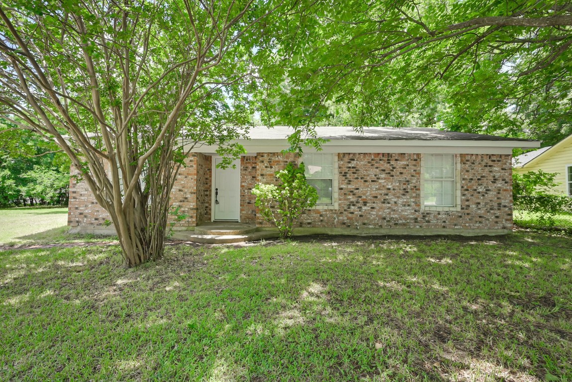 2023 W 12th Avenue Corsicana TX 75110
