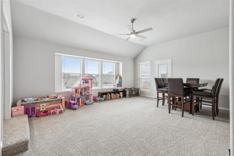 900 Superbloom Avenue Justin TX 76247