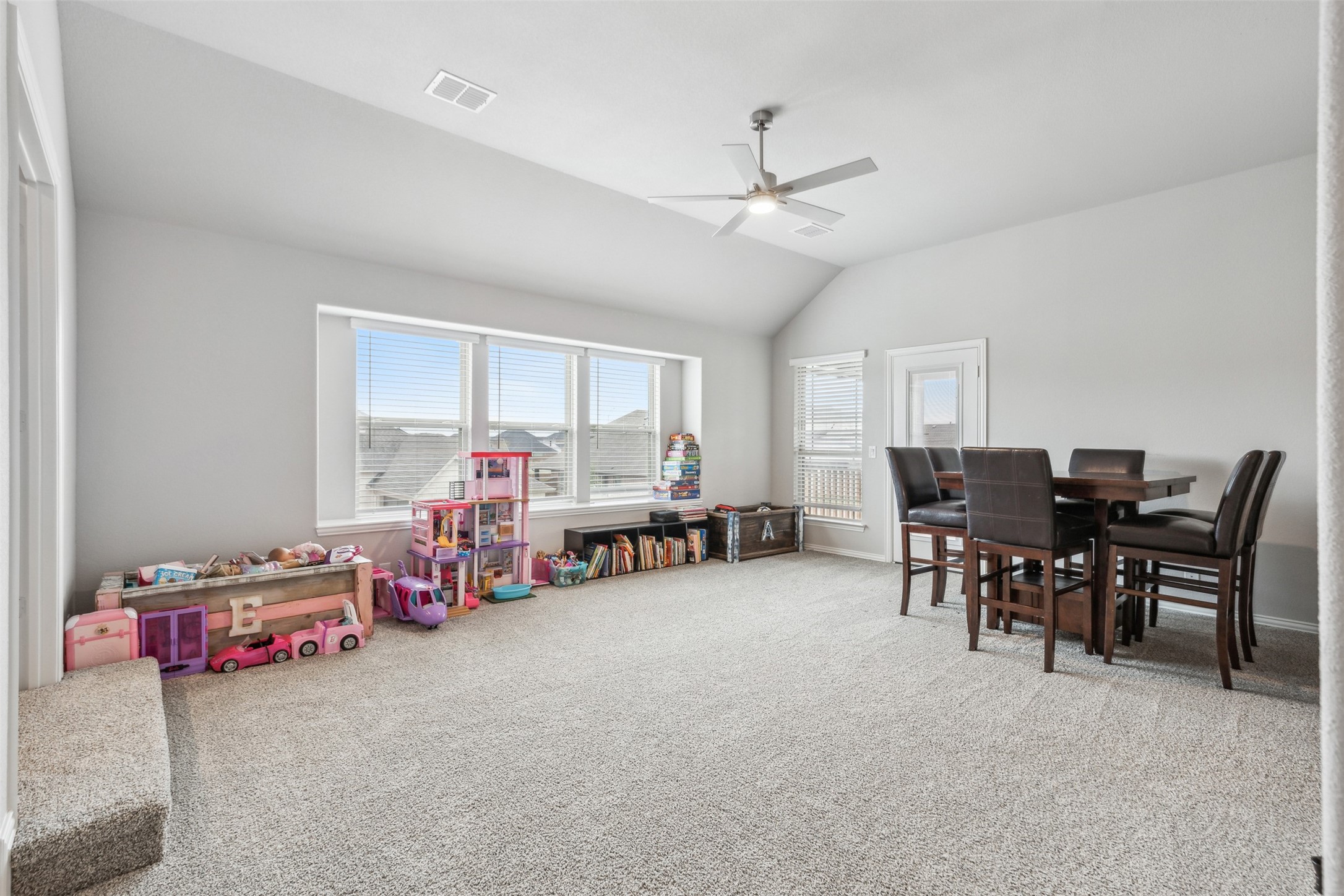900 Superbloom Avenue Justin TX 76247
