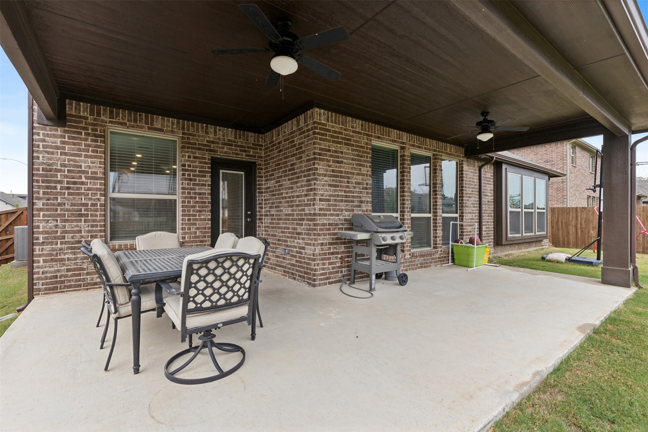 900 Superbloom Avenue Justin TX 76247