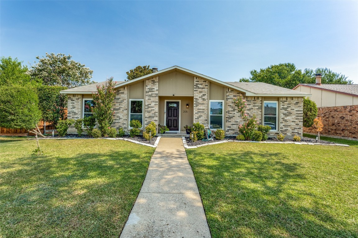 205 Lucinda Drive Garland TX 75040