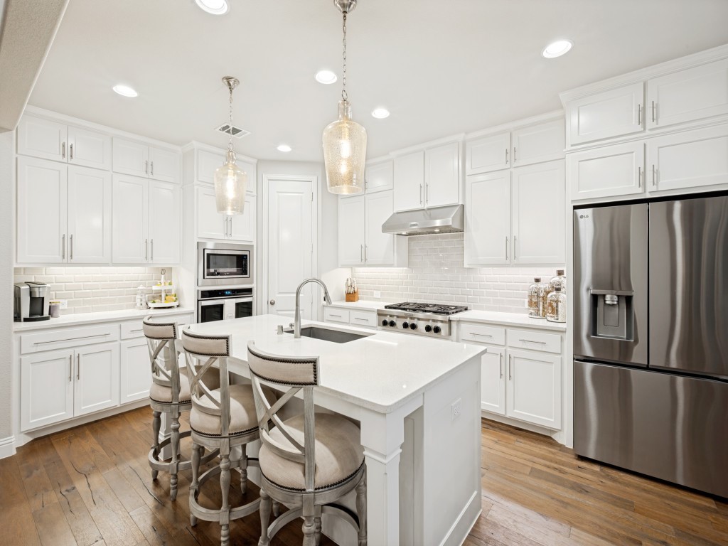 8273 Richmond The Colony TX 75056