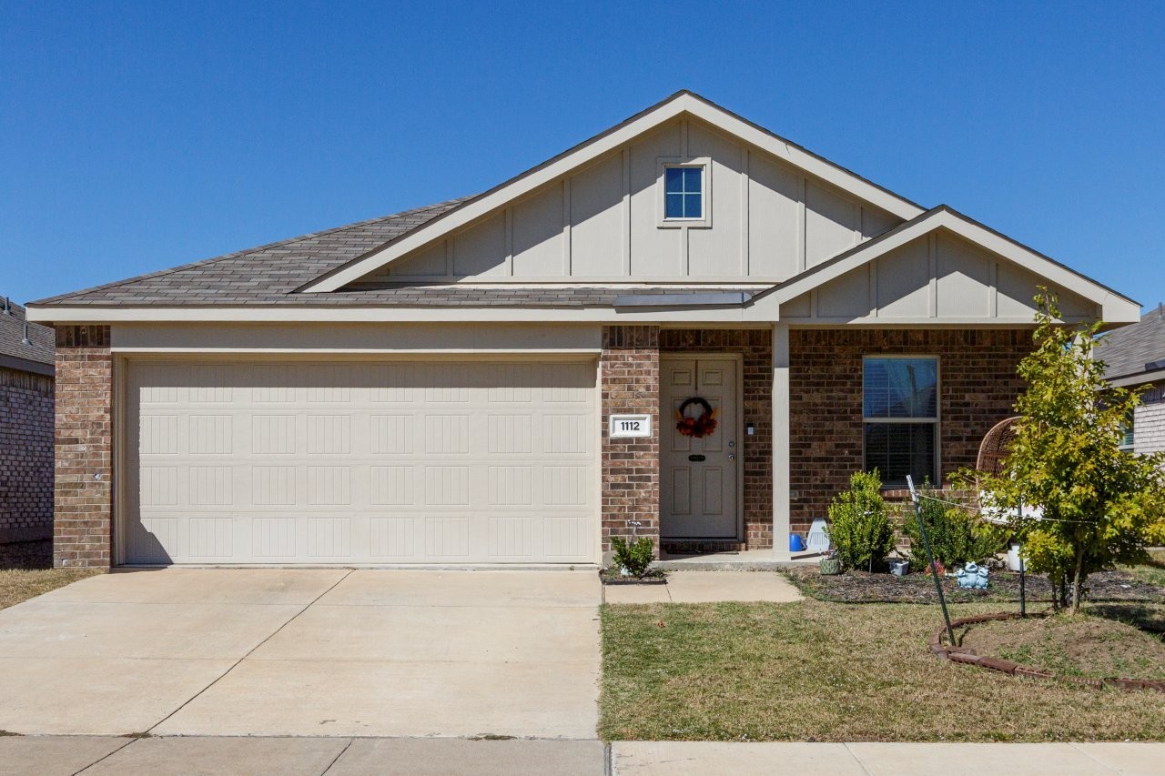 1112 Lady Bird Street Ennis TX 75119