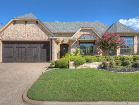 1221 Gabriel Lane Fort Worth TX 76116