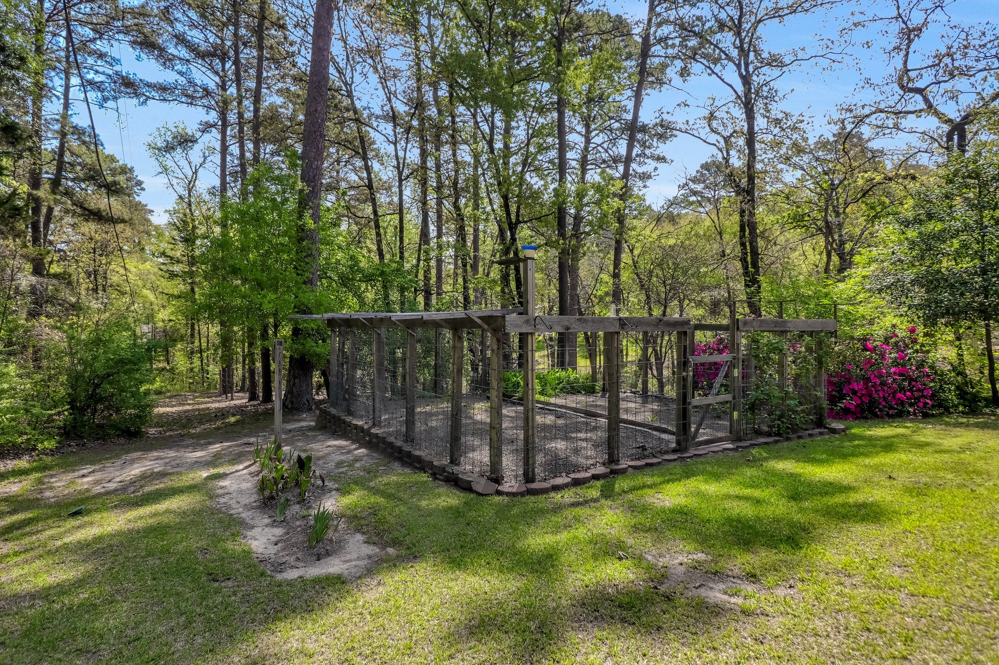 17325 County Road 134 Flint TX 75762