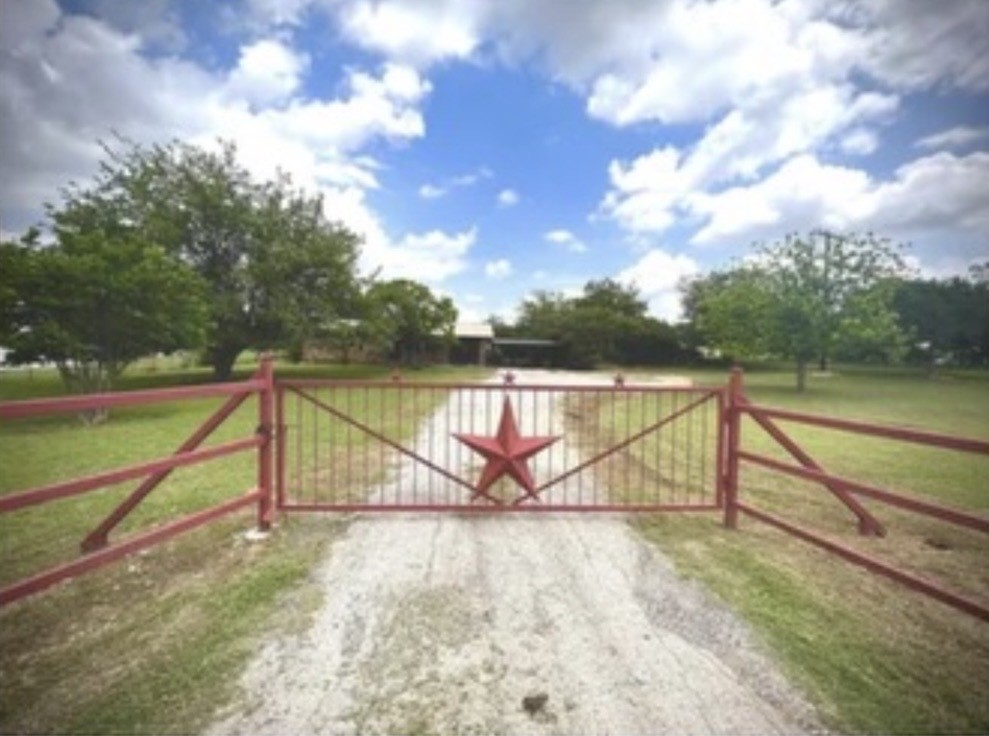 4521 Highway 84 E Early TX 76802
