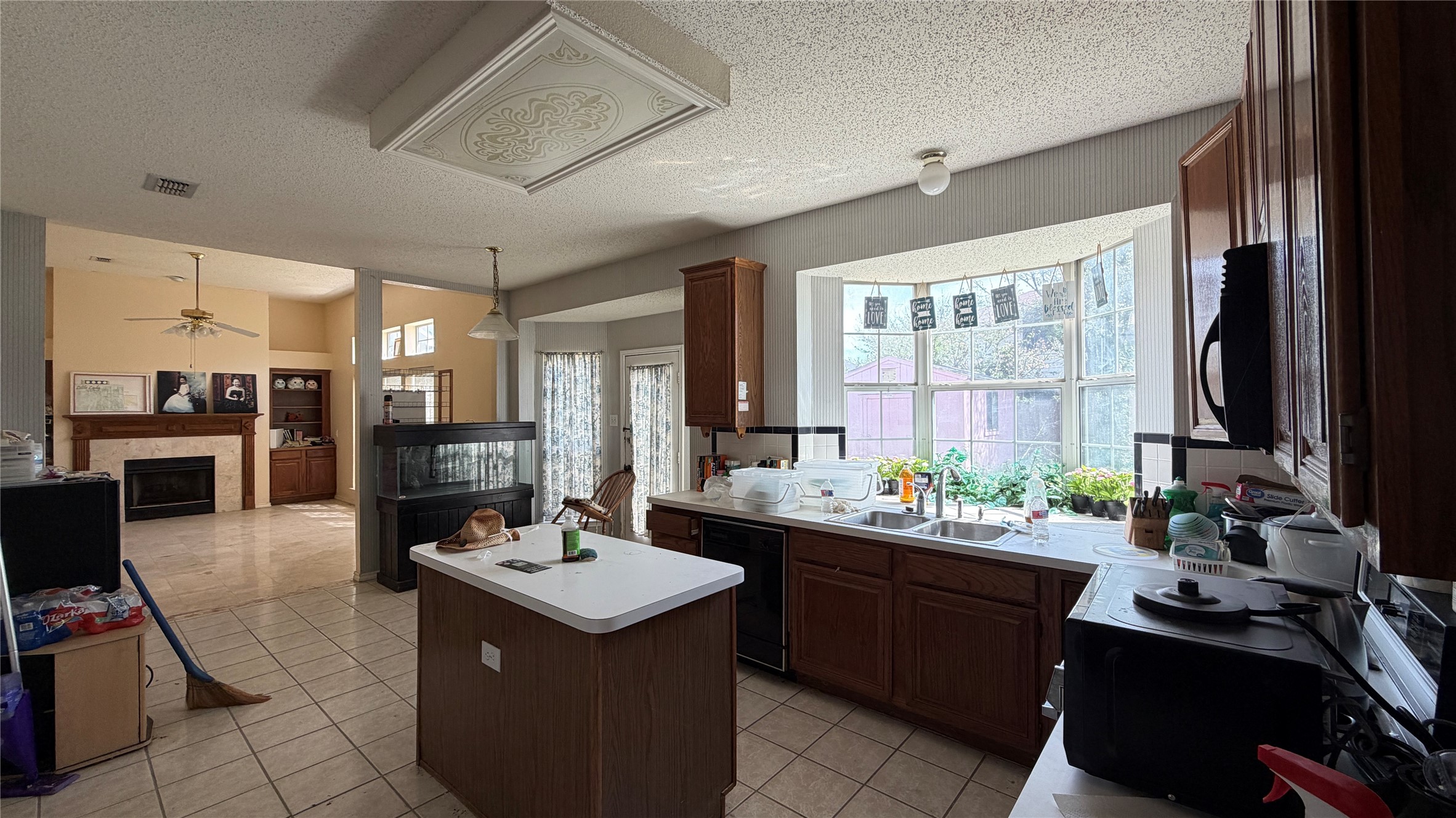 4412 Forsyth Lane Grand Prairie TX 75052