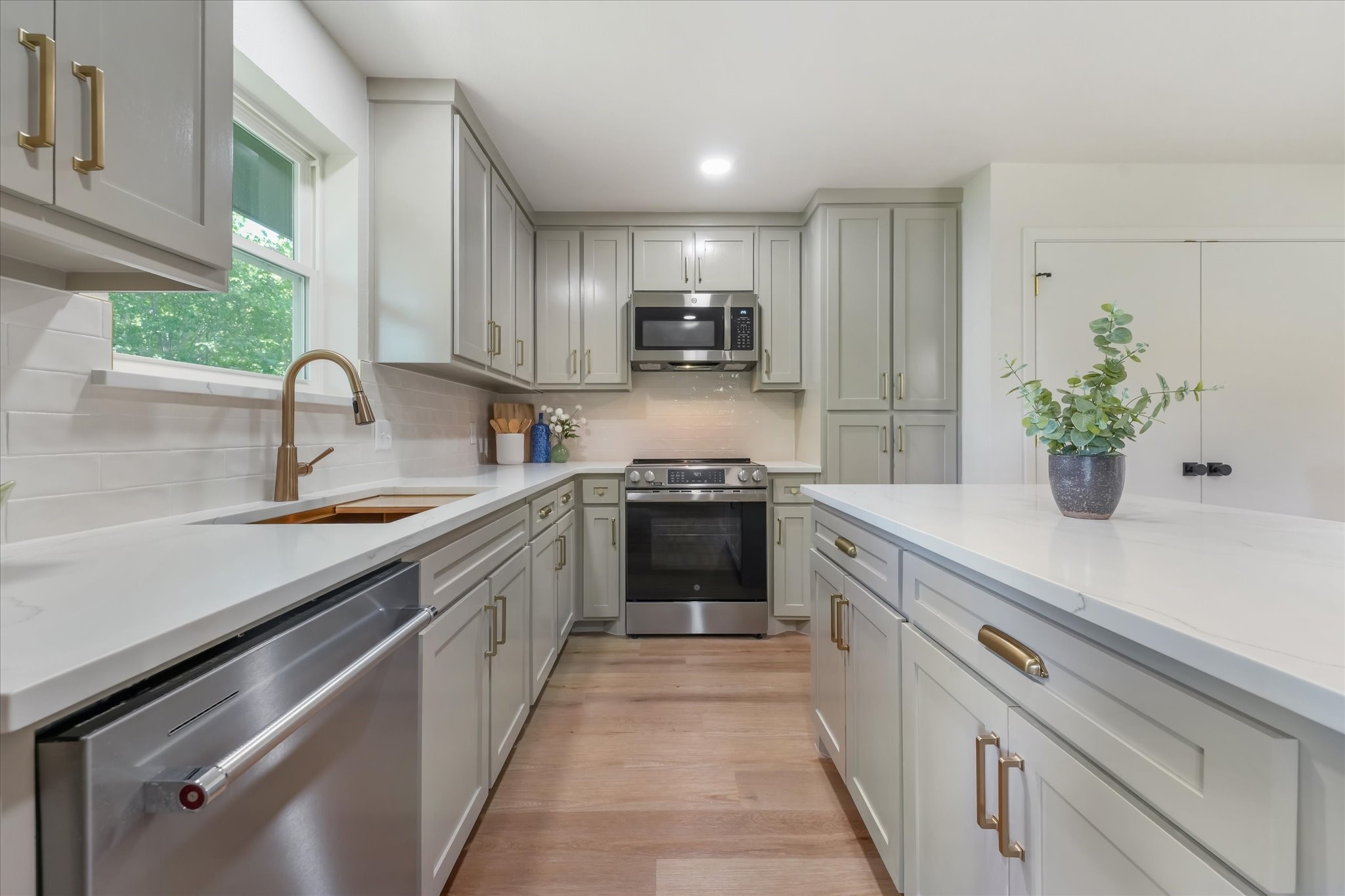 4108 Alicante Avenue Fort Worth TX 76133
