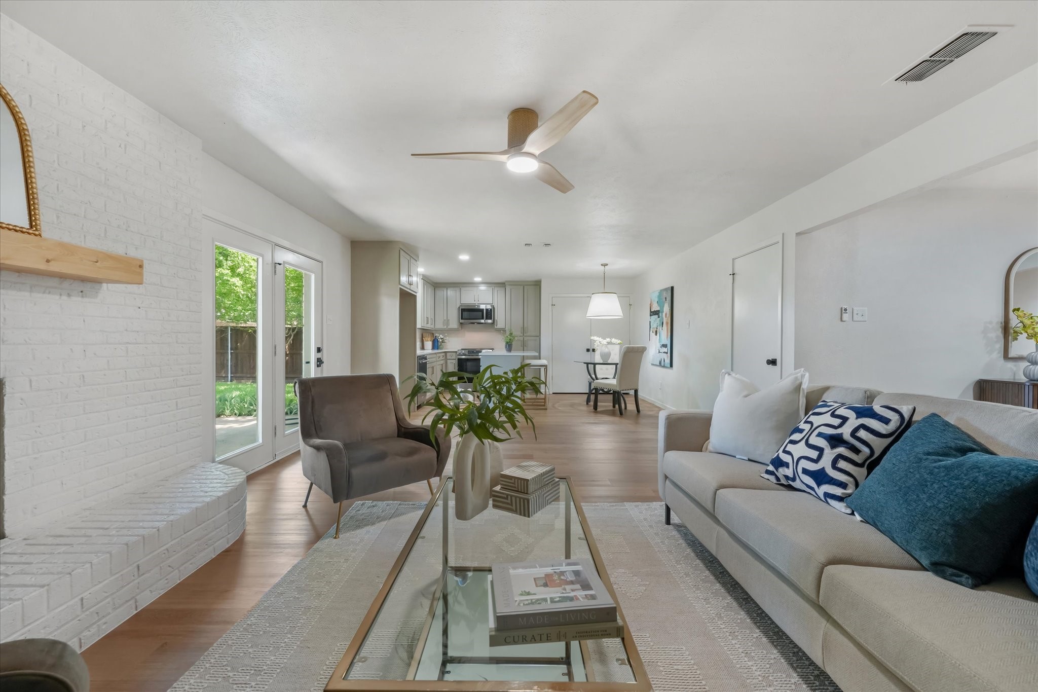 4108 Alicante Avenue Fort Worth TX 76133