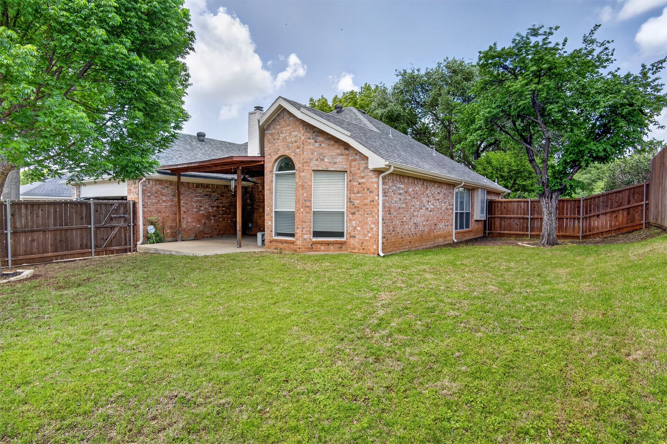 1426 Flamingo Drive Lewisville TX 75077