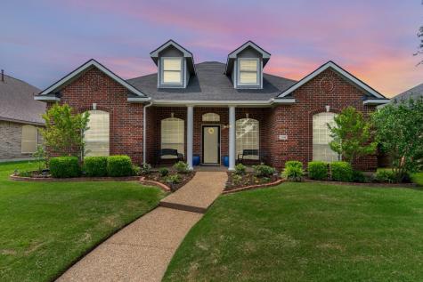 1180 Pleasant Oaks Drive Lewisville TX 75067