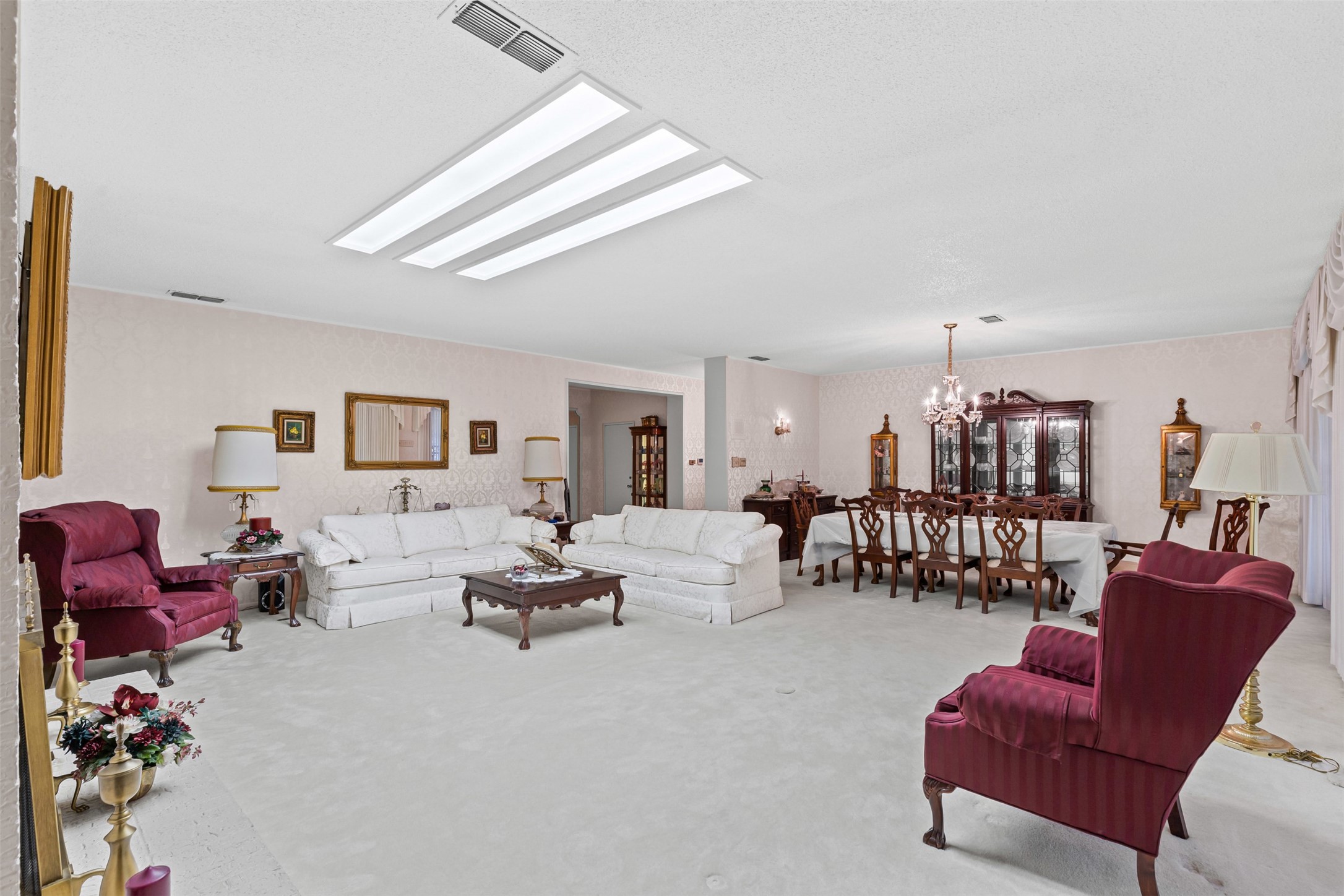 1204 W Westhill Drive Cleburne TX 76033