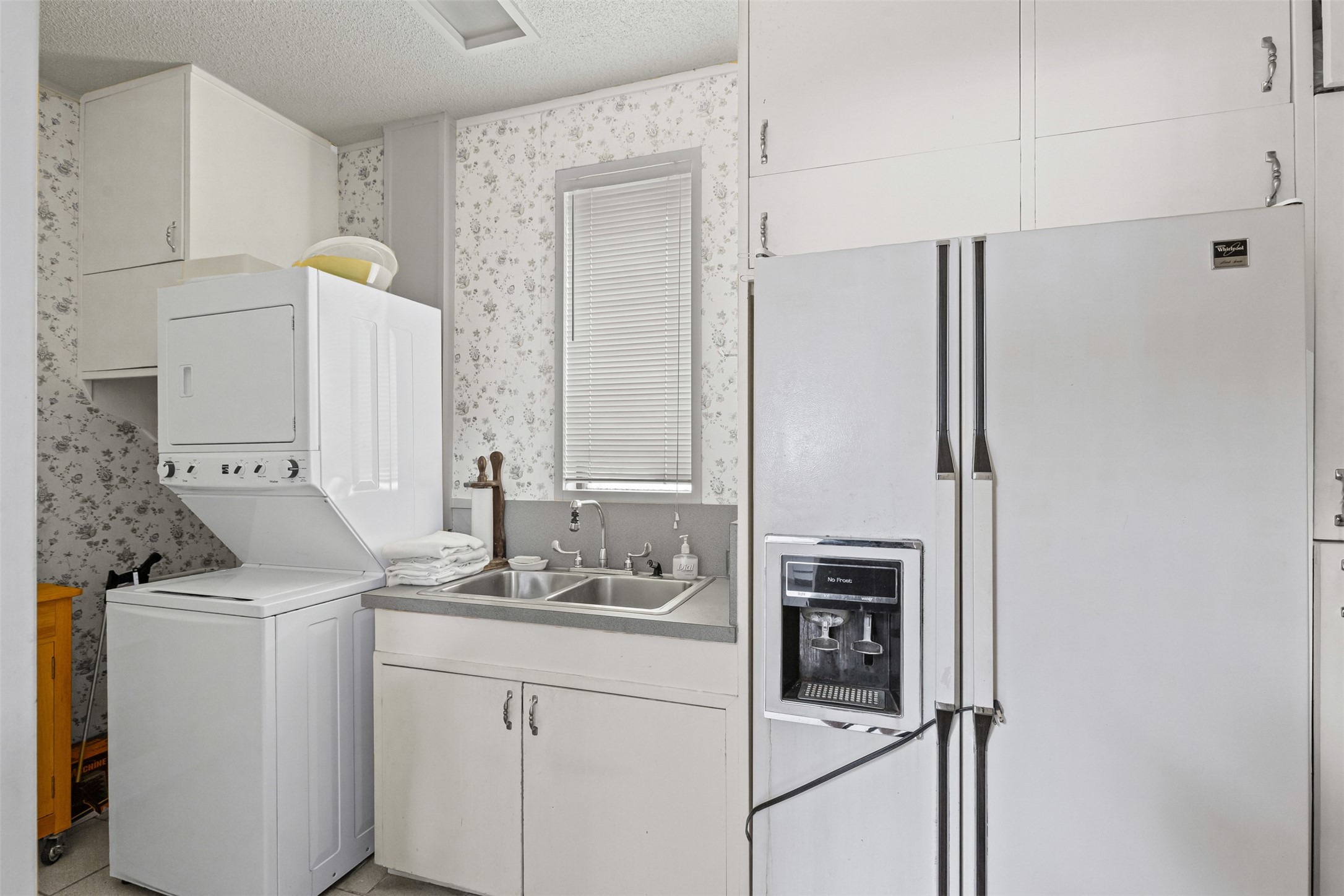 1204 W Westhill Drive Cleburne TX 76033