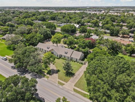 1204 W Westhill Drive Cleburne TX 76033