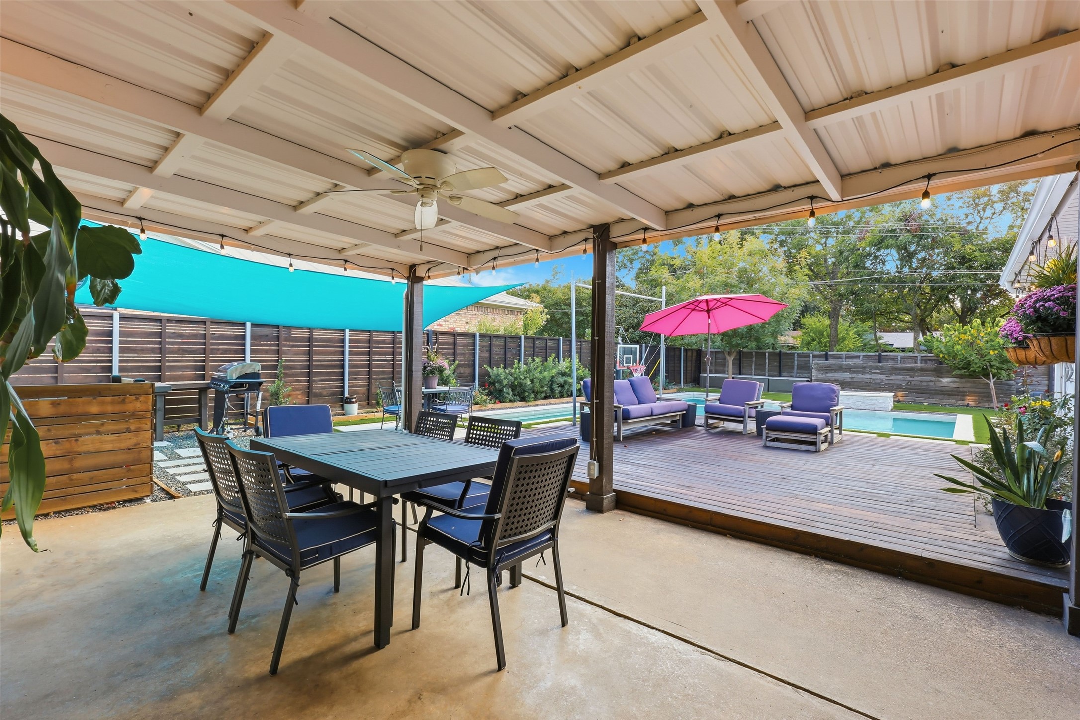 2549 Norsworthy Drive Dallas TX 75228