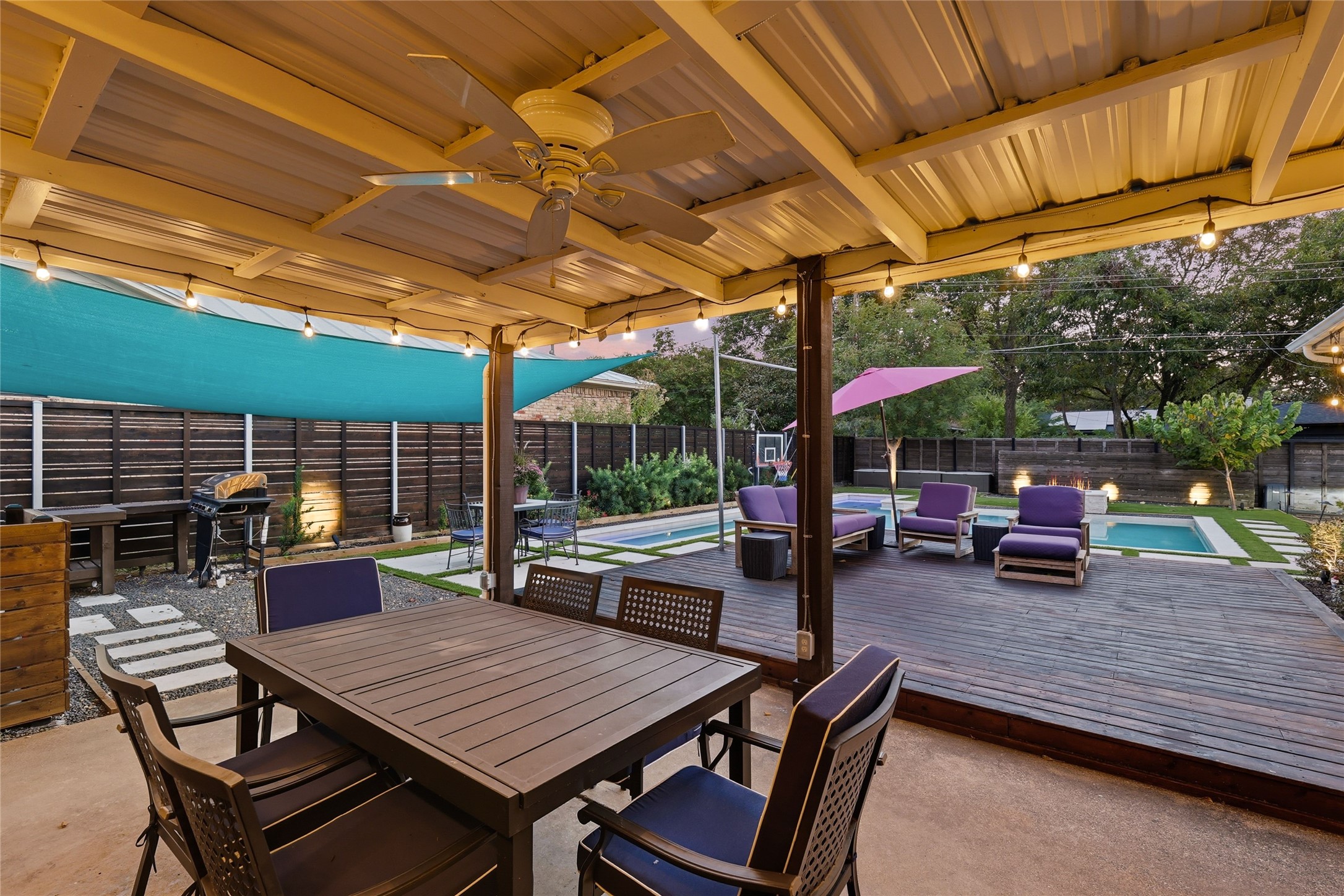 2549 Norsworthy Drive Dallas TX 75228