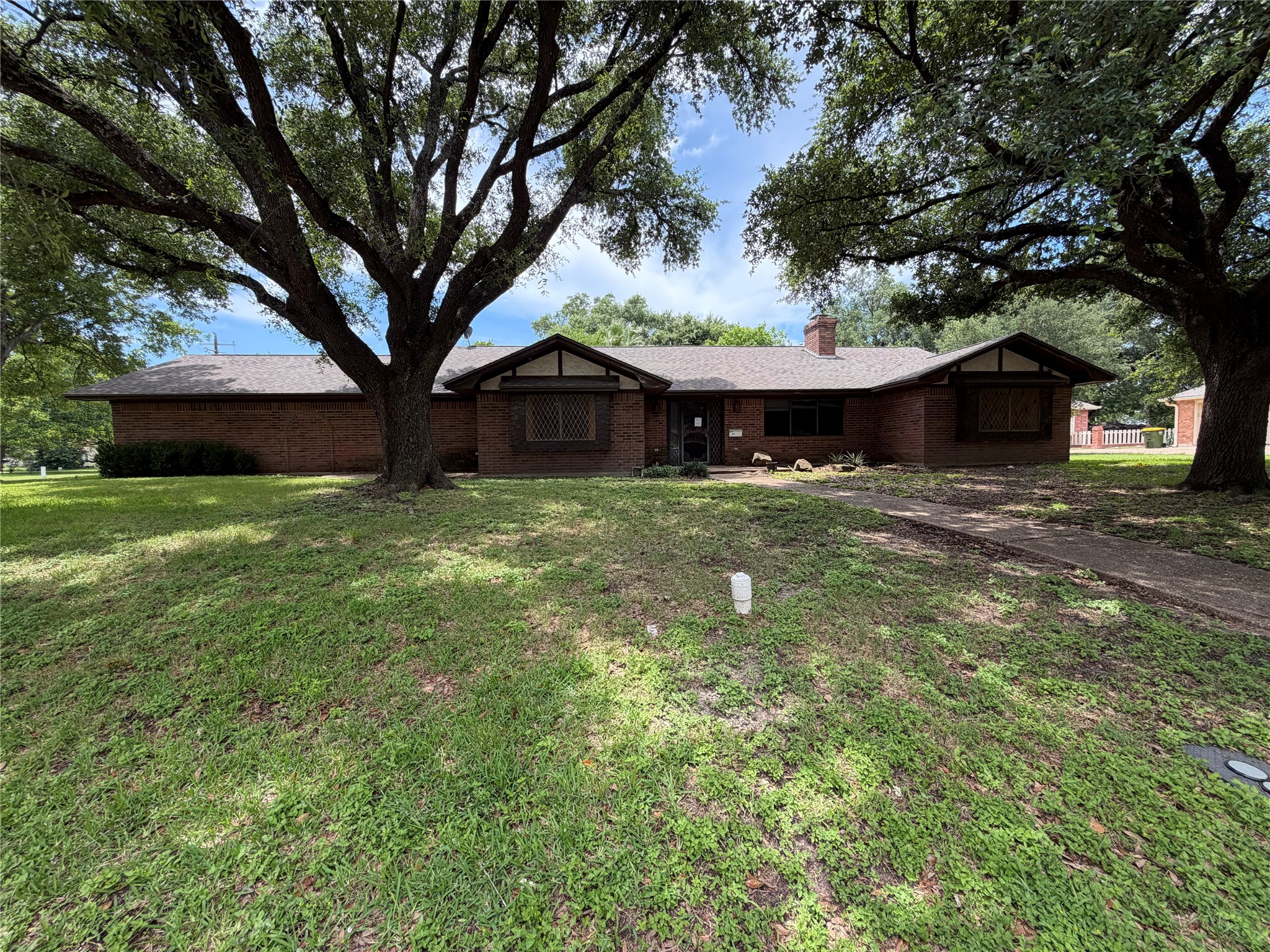 803 Val Verde Place Marlin TX 76661