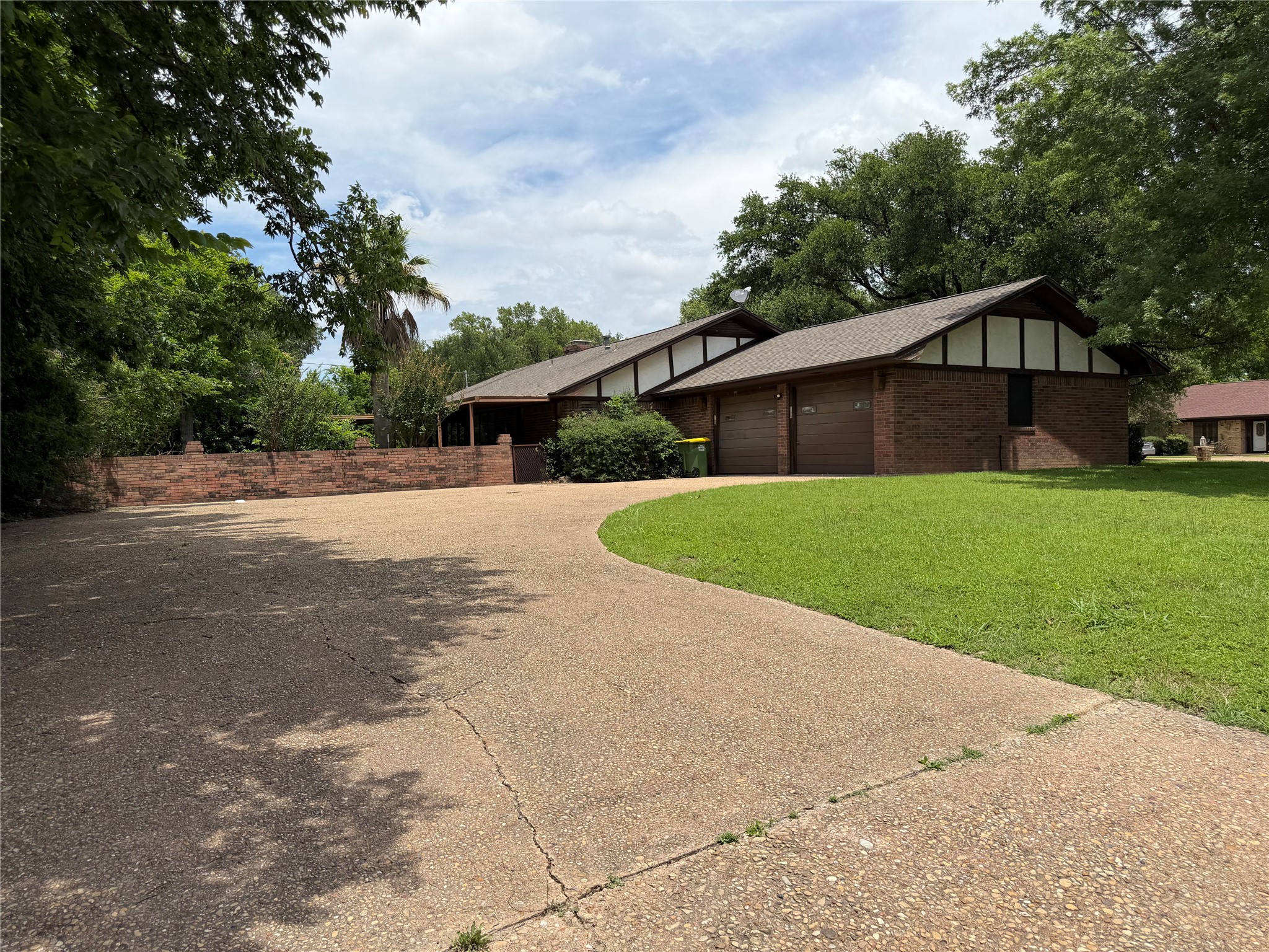 803 Val Verde Place Marlin TX 76661