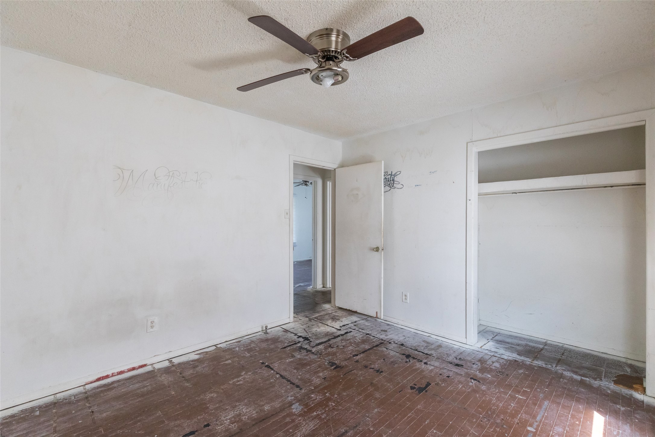 509 Scott Street Tye TX 79563
