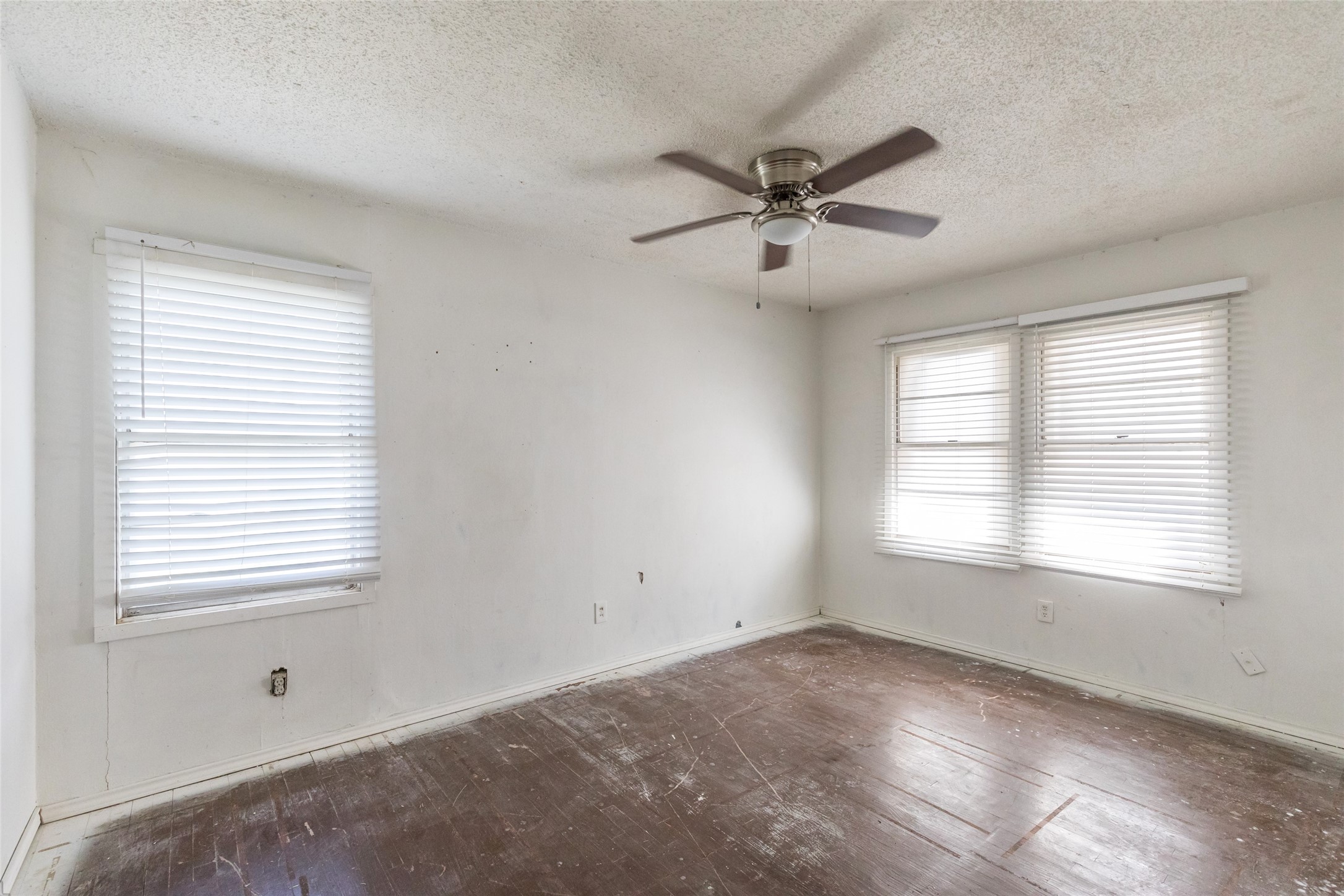 509 Scott Street Tye TX 79563