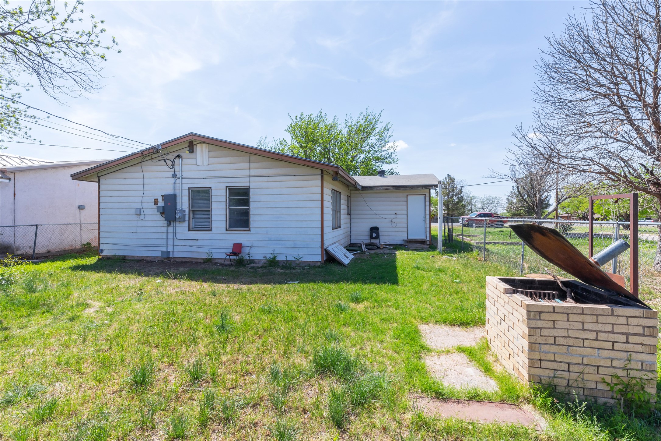 509 Scott Street Tye TX 79563