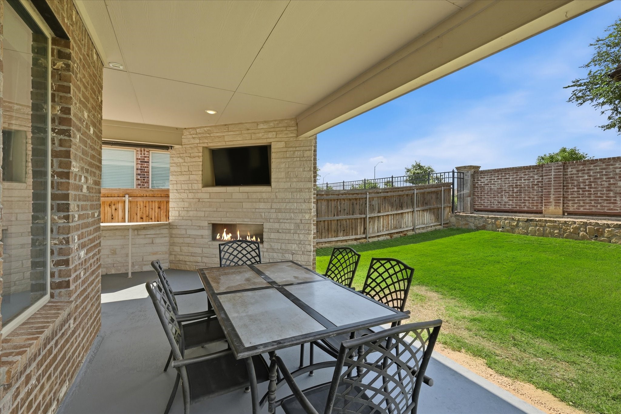 1728 Bellinger Drive Fort Worth TX 76052