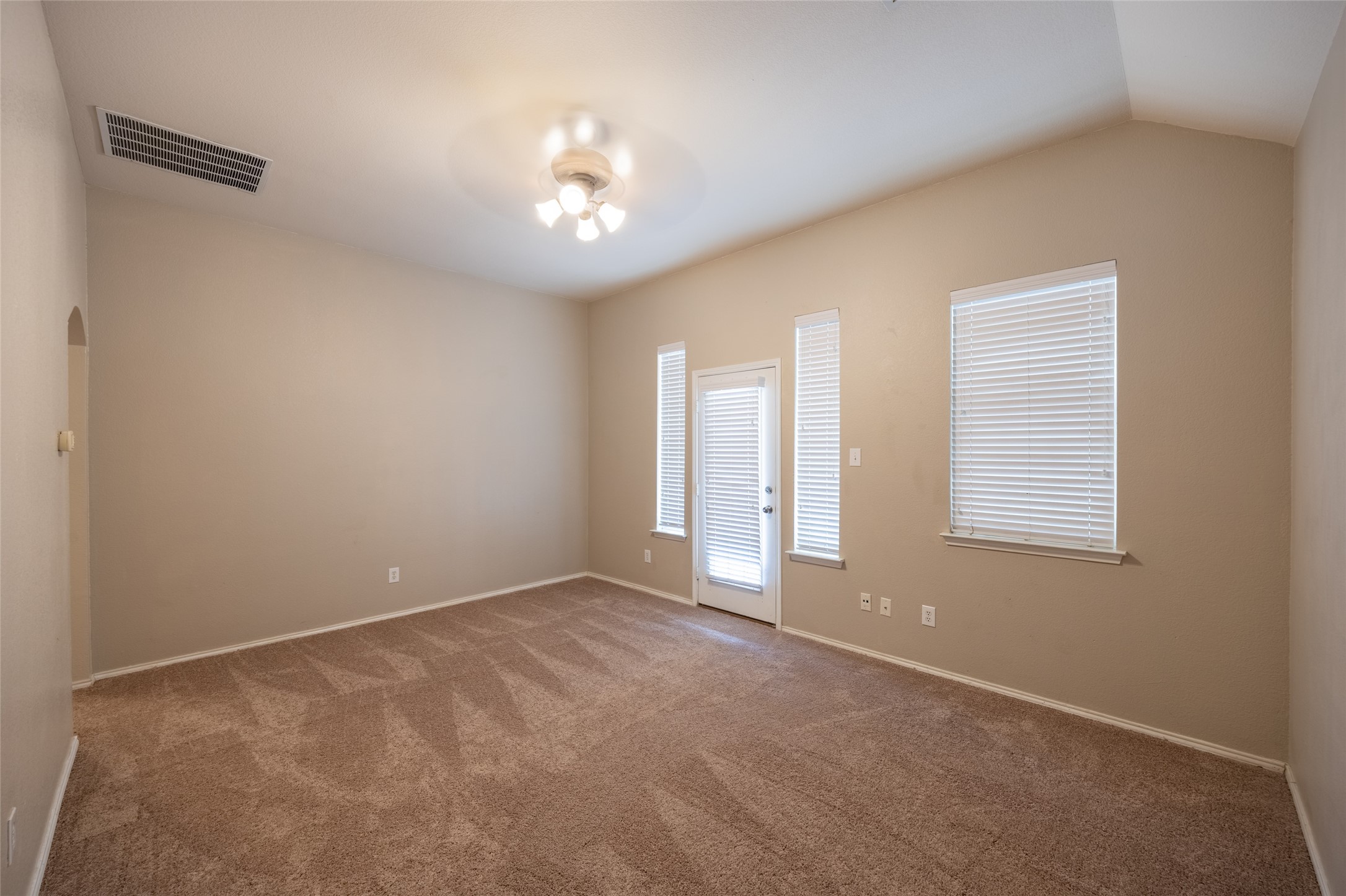 1613 Degnen Lane Providence Village TX 76227