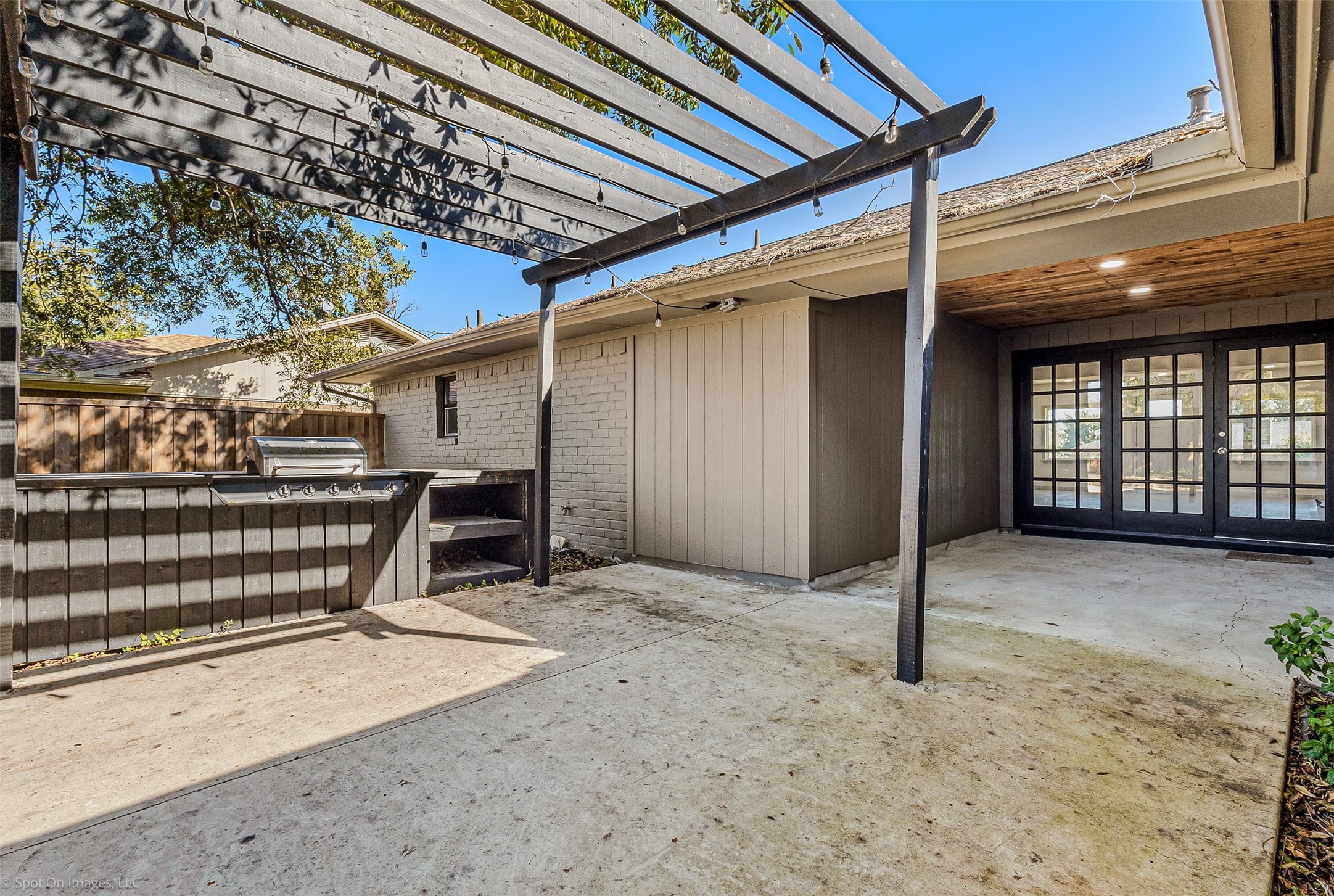 1301 Pecan Valley Drive Garland TX 75043