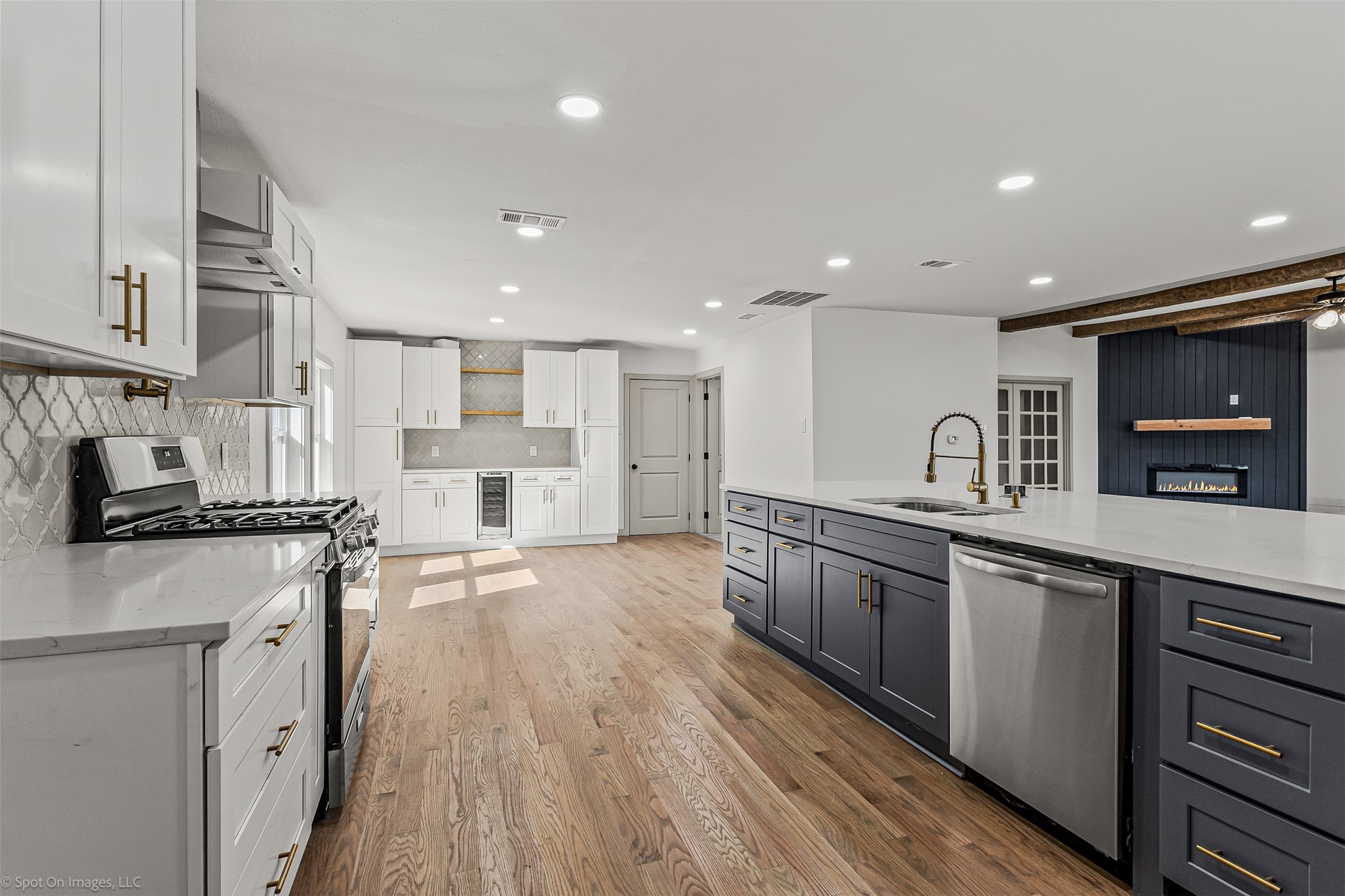 1301 Pecan Valley Drive Garland TX 75043