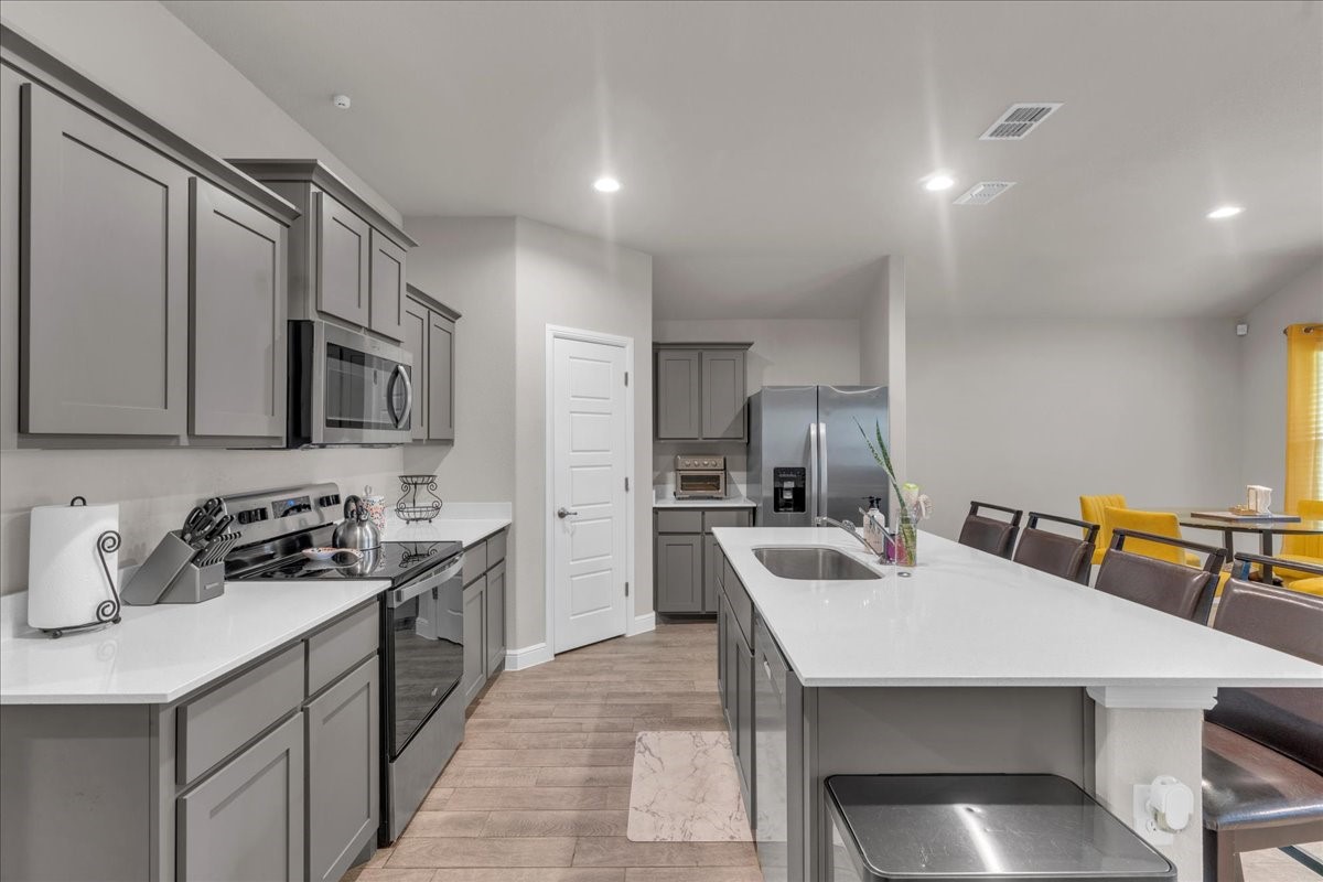 732 Trinity Park Trail Alvarado TX 76009