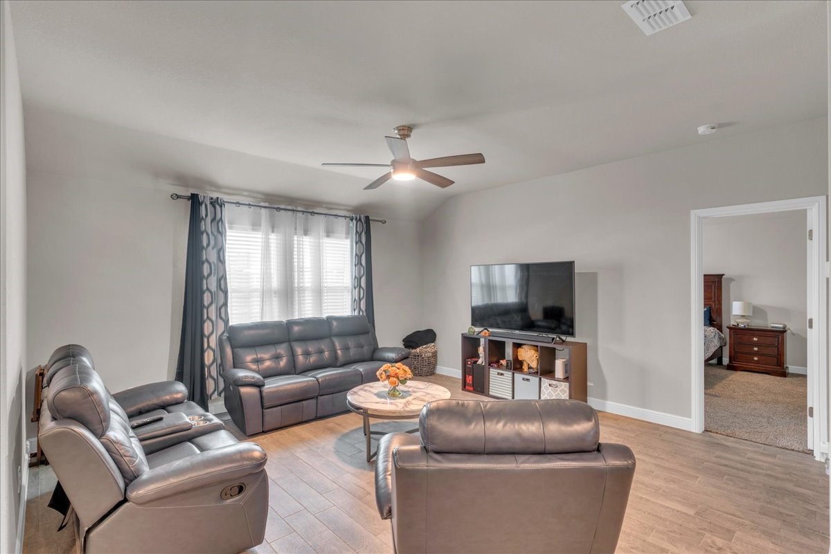 732 Trinity Park Trail Alvarado TX 76009