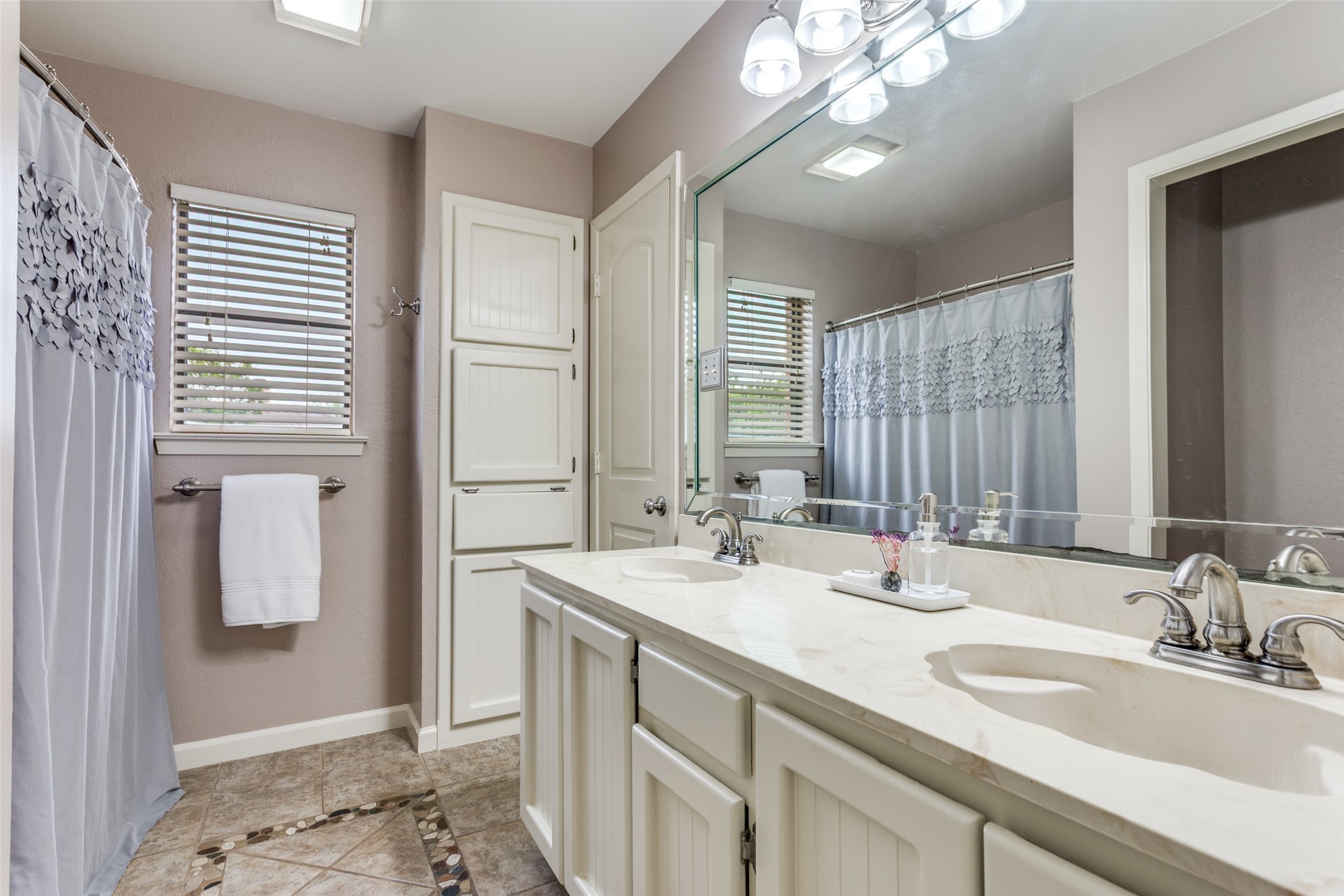 9714 Windsor Circle Fort Worth TX 76140